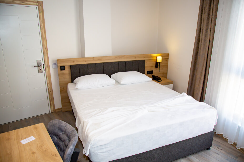 BLOOMTALYA Hotel 1