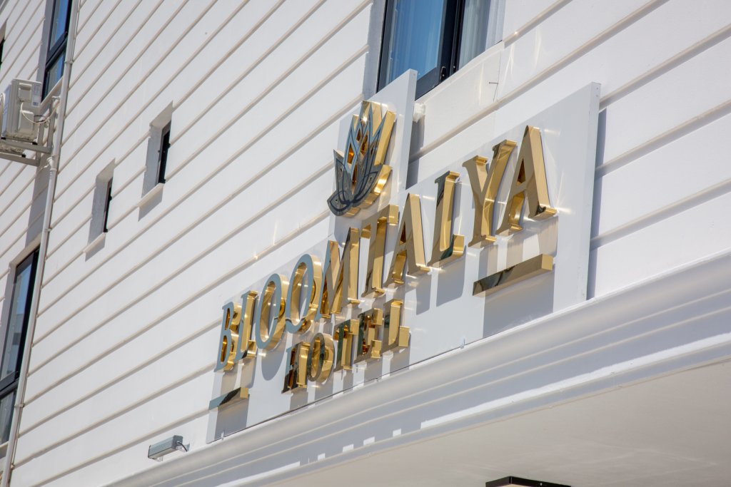 BLOOMTALYA Hotel 9