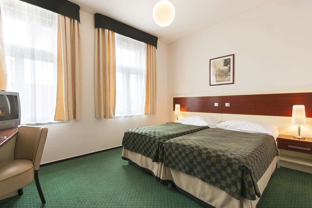 Hotel Victoria 23