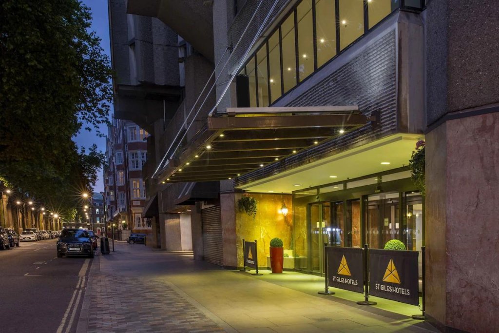 St Giles Hotel - London 1