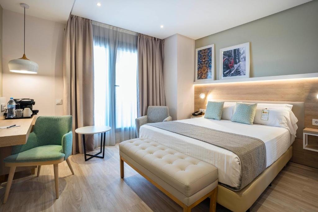 ZT The Golden Hotel Barcelona 8