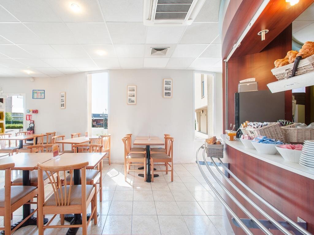 B&B Hotel Saint-Witz 10