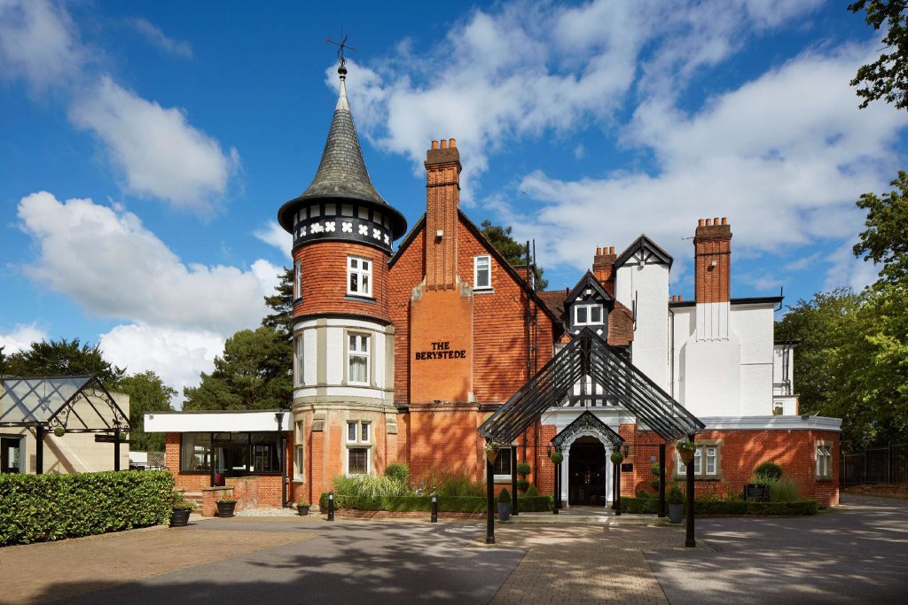 Macdonald Berystede Hotel 11