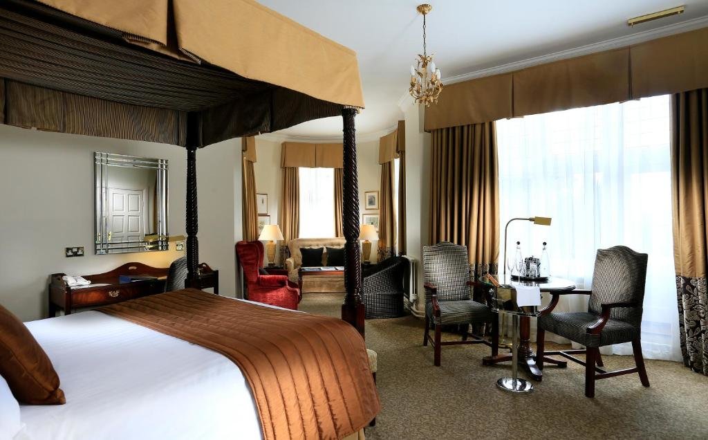 Macdonald Berystede Hotel 21