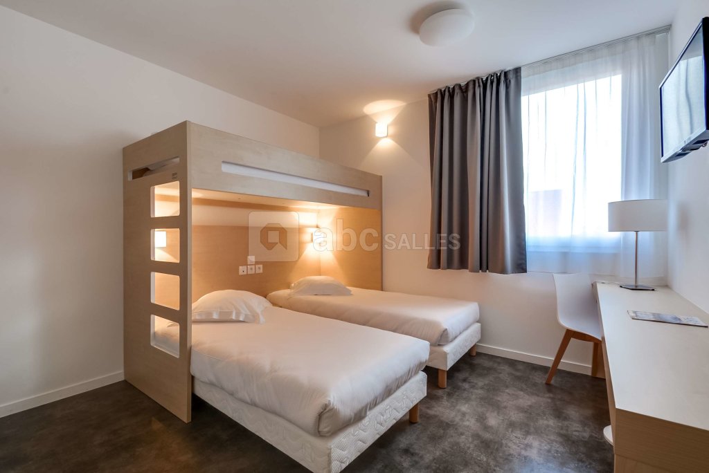 Hôtel Paris Saint-Ouen 11