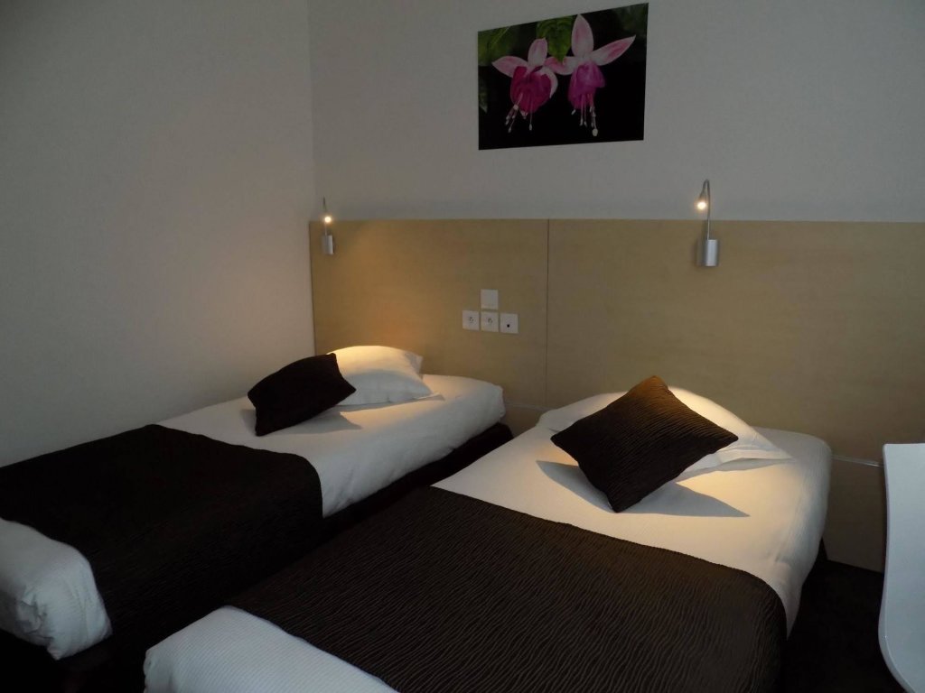 Hôtel Paris Saint-Ouen 3