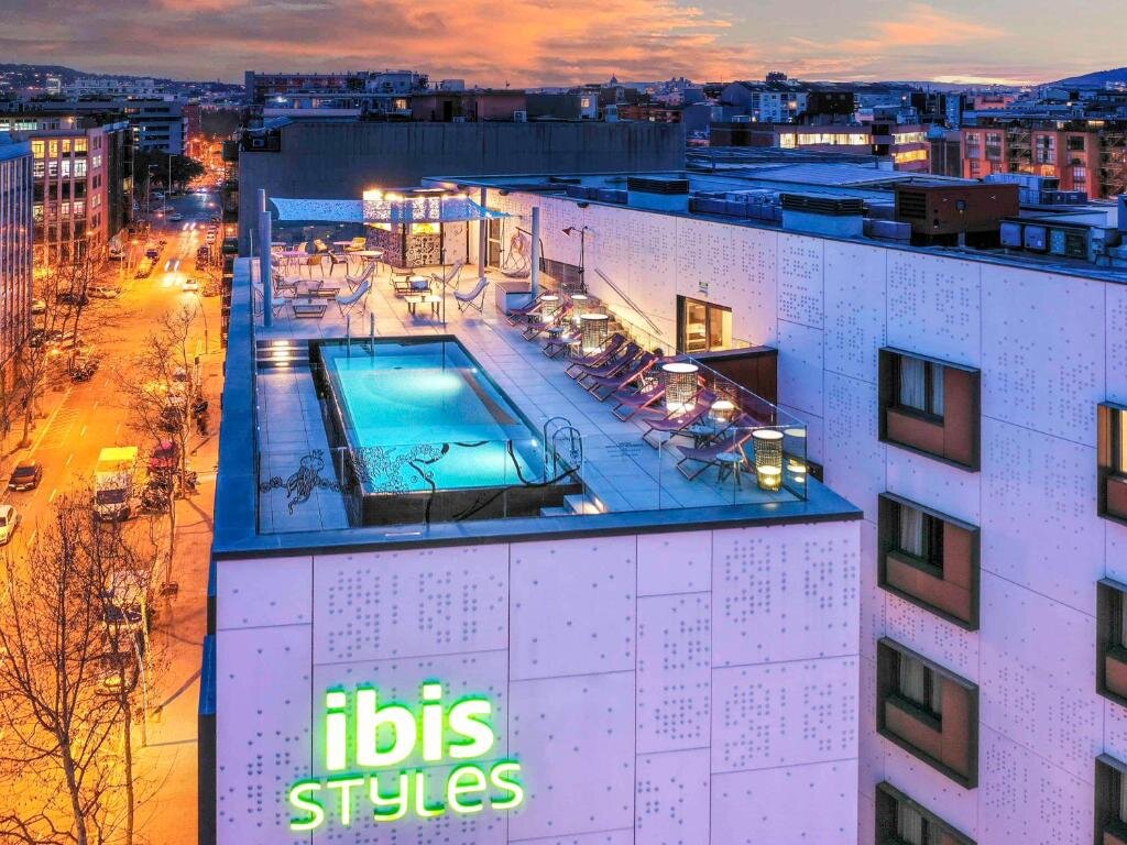 ibis Styles Barcelona City Bogatell 18