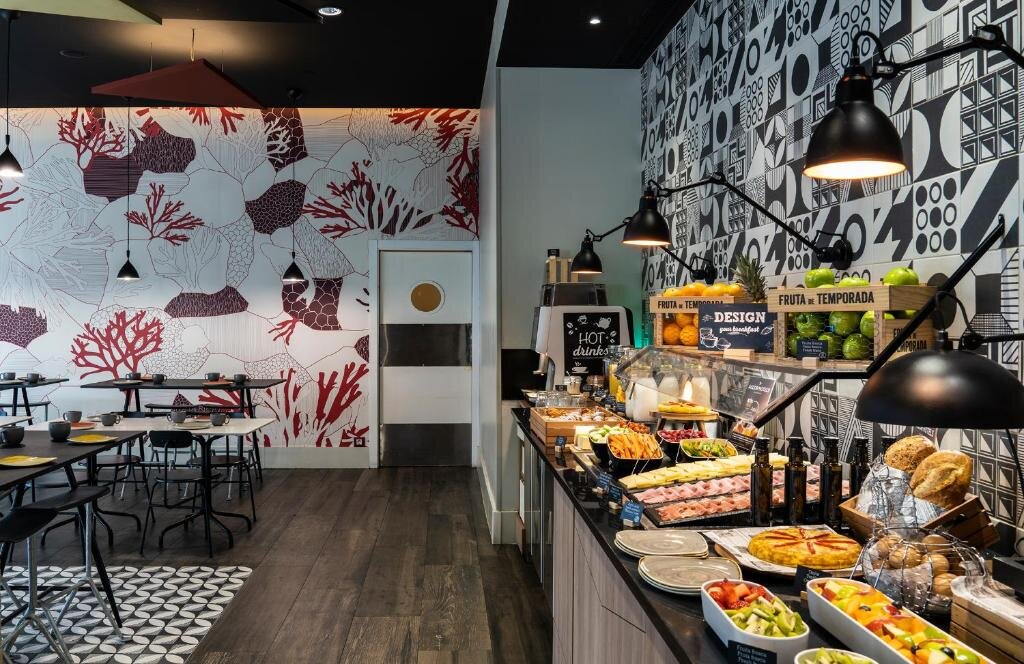 ibis Styles Barcelona City Bogatell 5