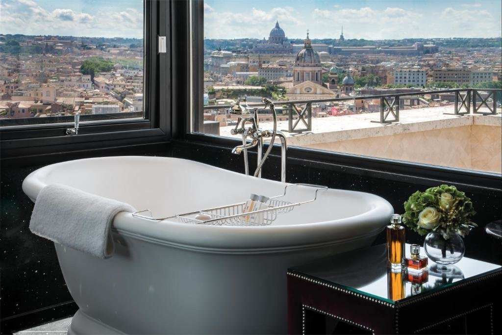 Hassler Roma 22