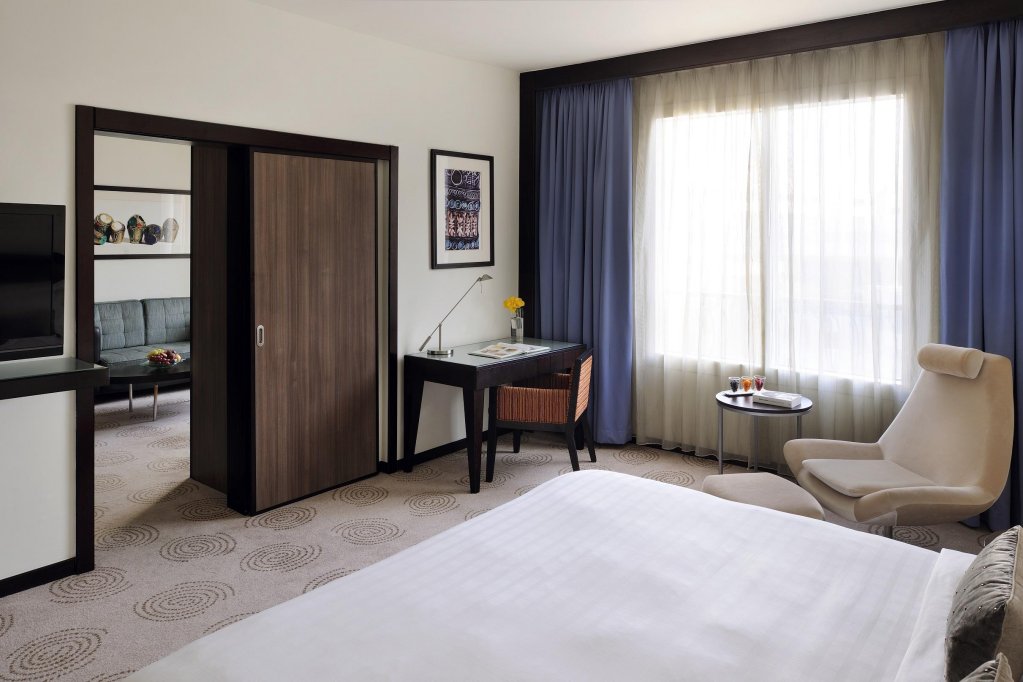 Avani Deira Dubai Hotel 10