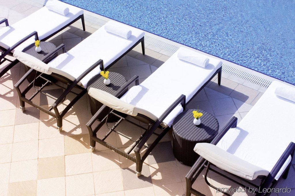 Avani Deira Dubai Hotel 18
