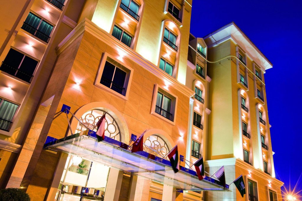 Avani Deira Dubai Hotel 2