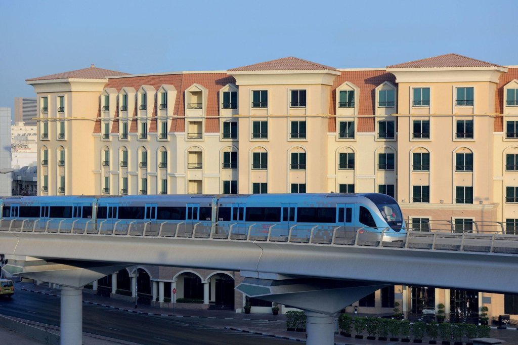 Avani Deira Dubai Hotel 7