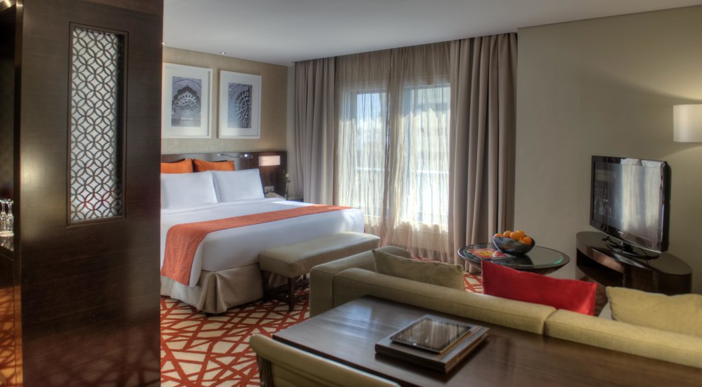 Crowne Plaza Dubai Deira, an IHG Hotel 10