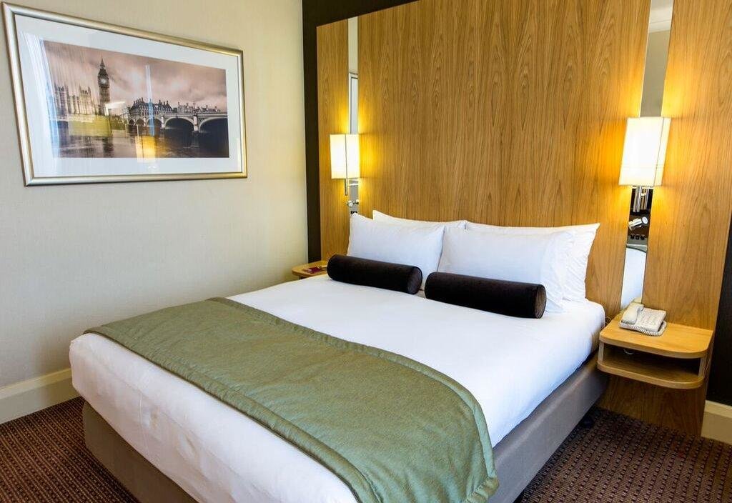 Crowne Plaza London Ealing, an IHG Hotel 22