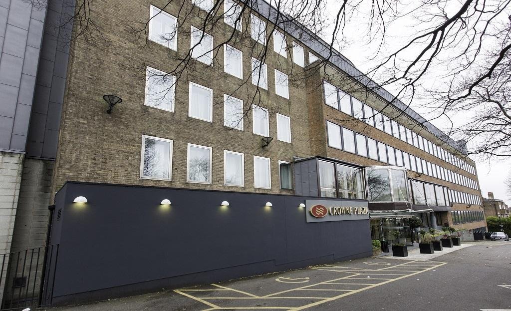Crowne Plaza London Ealing, an IHG Hotel 7