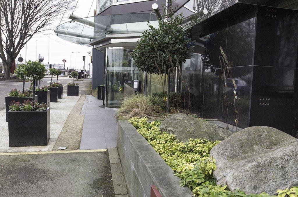 Crowne Plaza London Ealing, an IHG Hotel 9