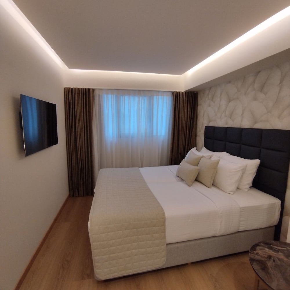 Leonardo Hotel Athens City Center 15