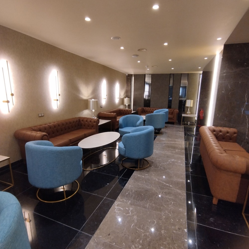 Leonardo Hotel Athens City Center 19
