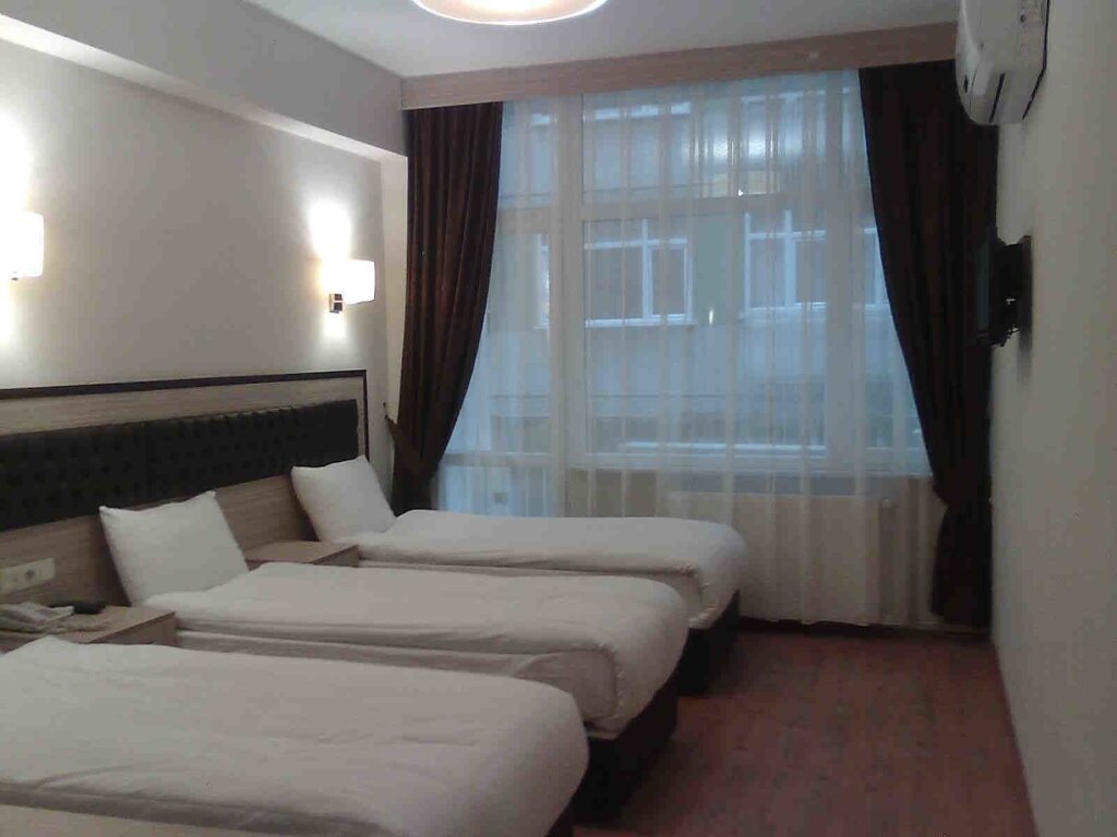 Tugra Hotel 17