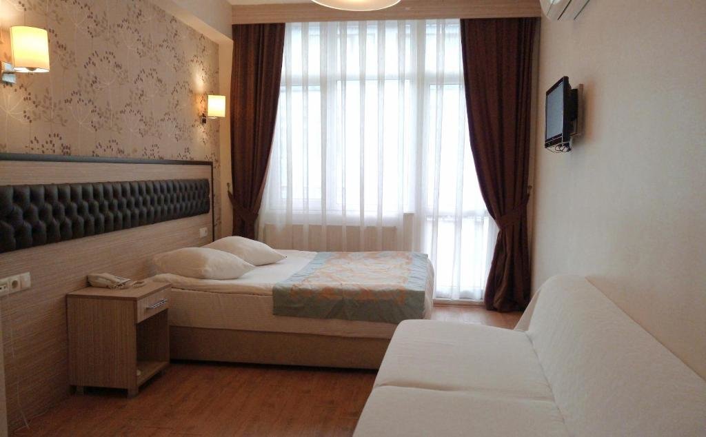 Tugra Hotel 6