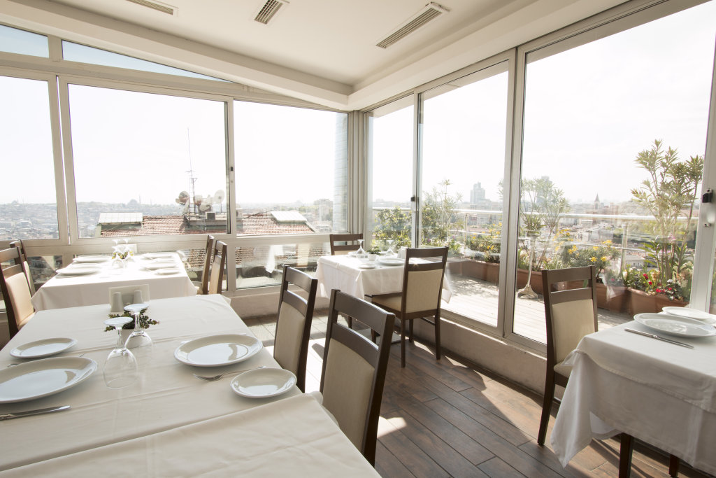 Villa Zurich Hotel 15