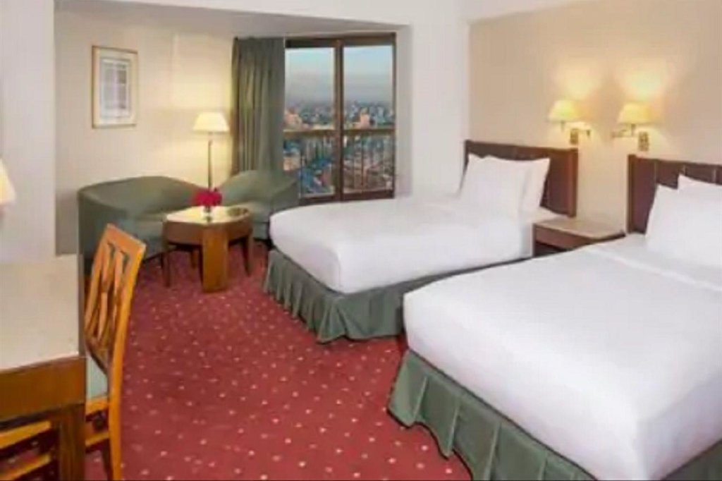 Ramses Hilton 10