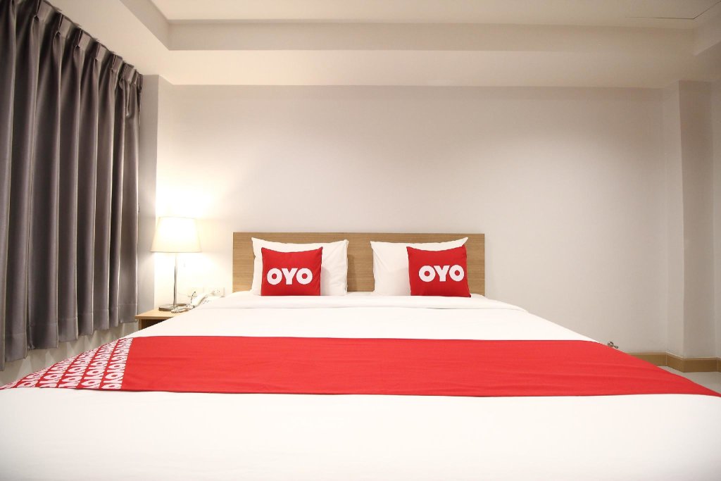 OYO 483 Pannee Hotel Khaosan 13