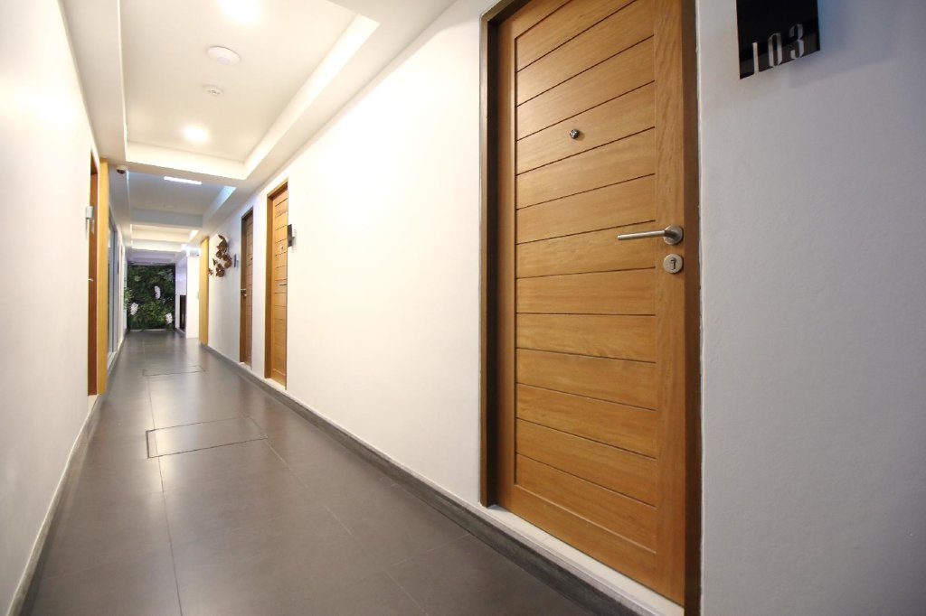 OYO 483 Pannee Hotel Khaosan 5
