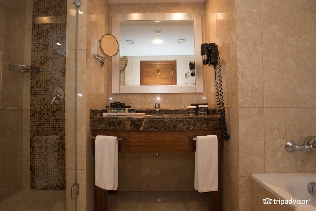 Holiday Inn Istanbul Sisli, an IHG Hotel 21