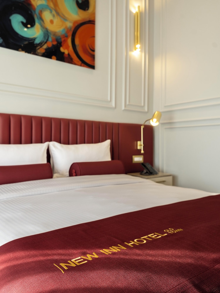 New Inn Hotel Old Town 14