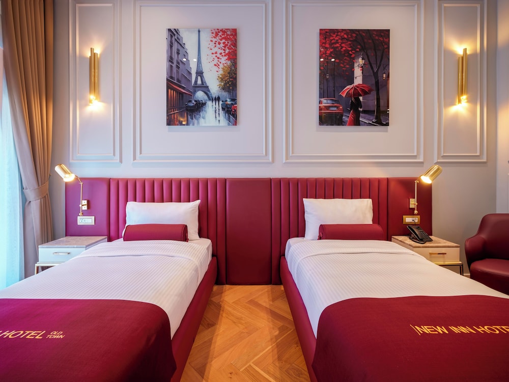 New Inn Hotel Old Town 16