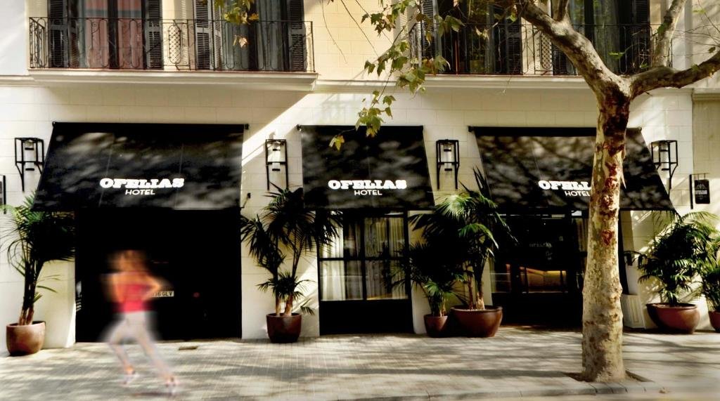 Ofelias Hotel 6