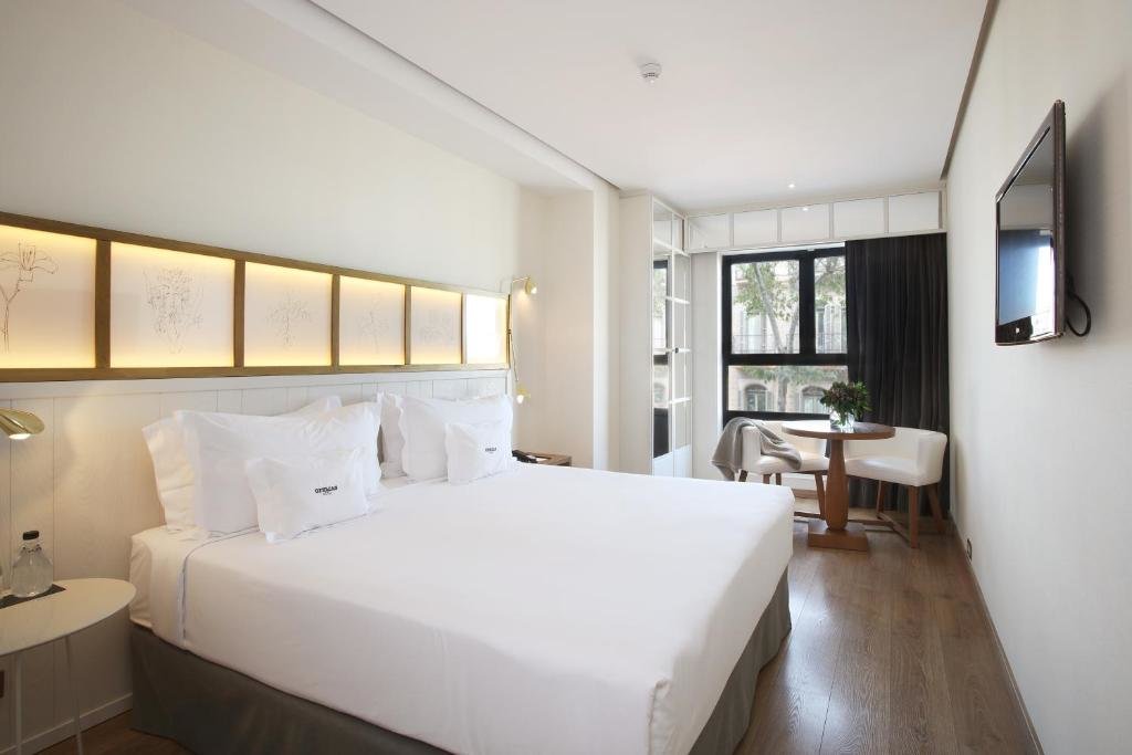 Ofelias Hotel 7