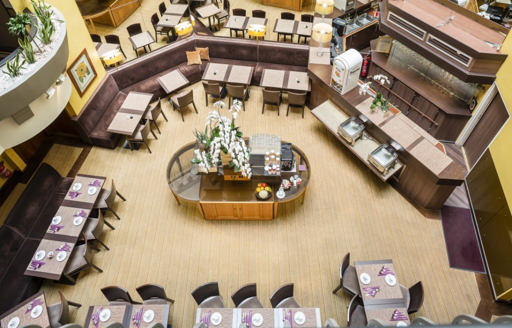 Hotel Paris Neuilly 12