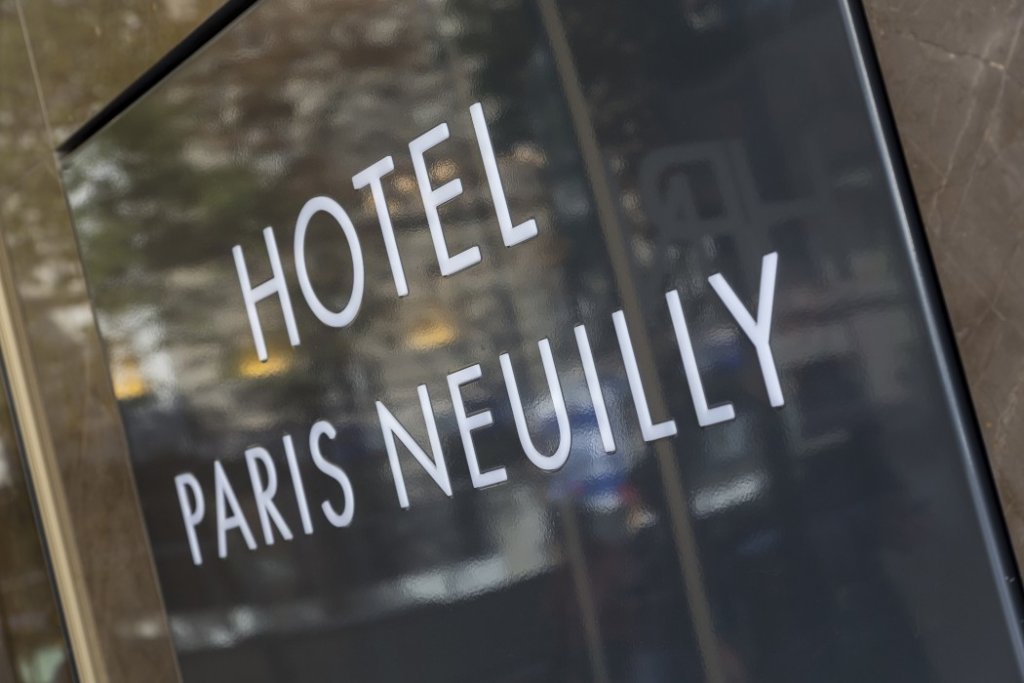 Hotel Paris Neuilly 15