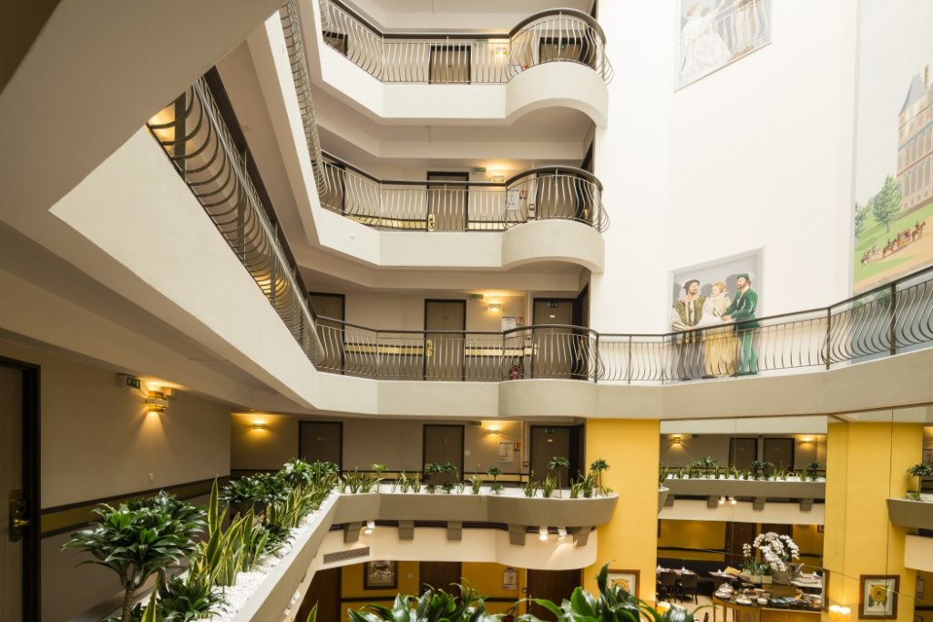Hotel Paris Neuilly 17
