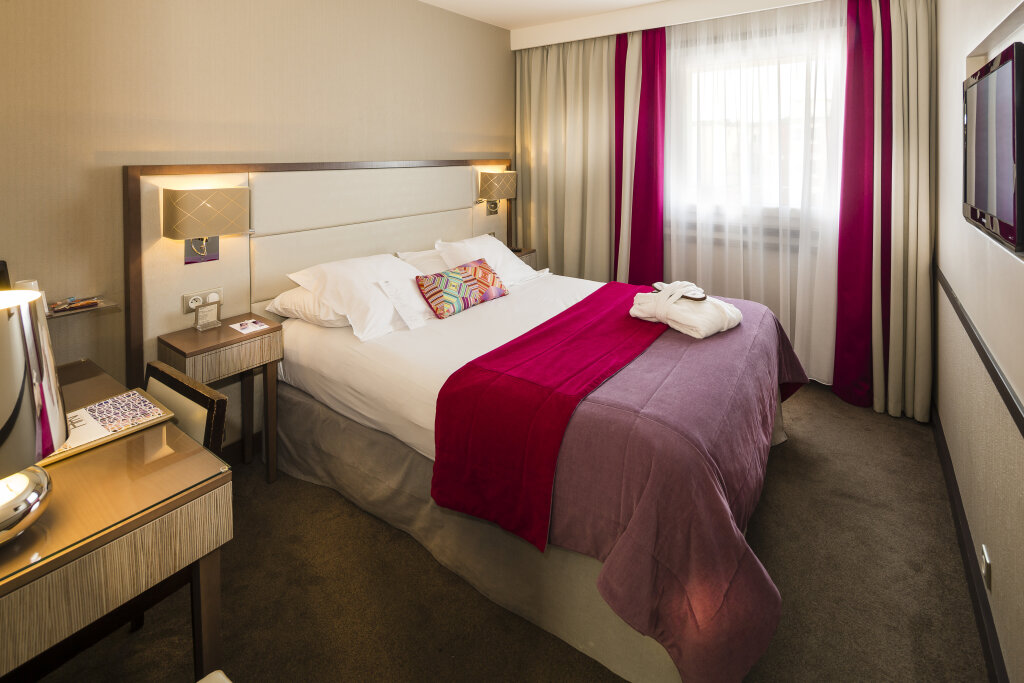 Hotel Paris Neuilly 19