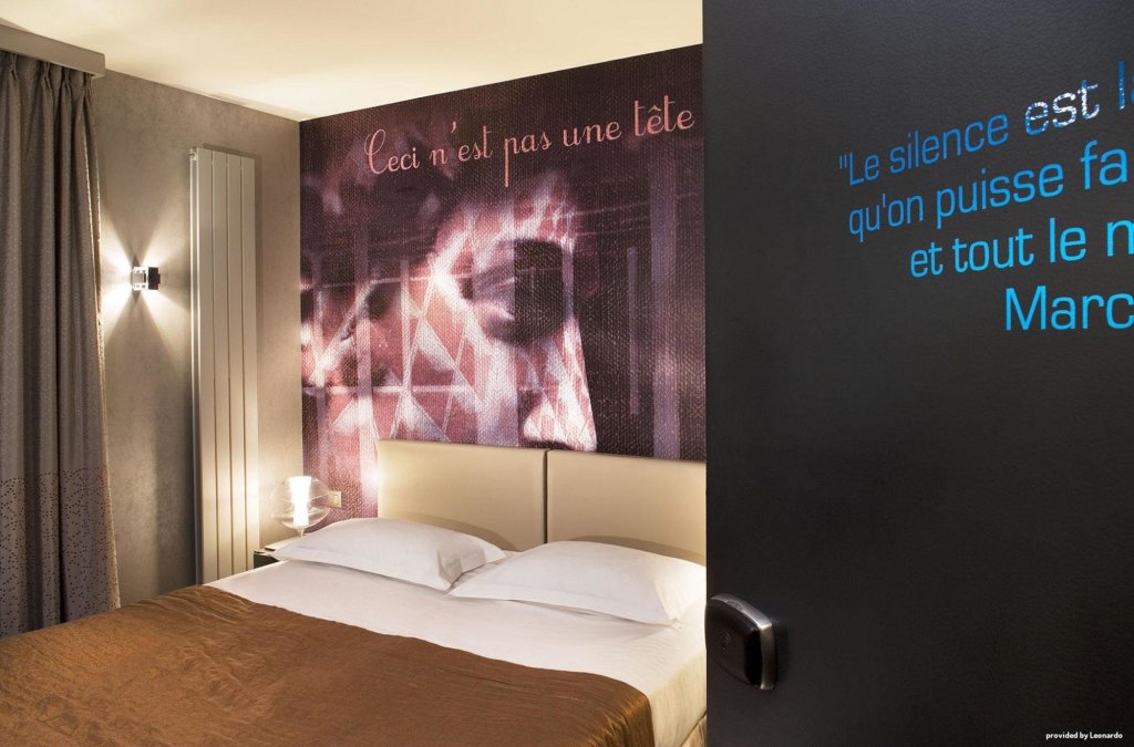 Hôtel A La Villa des Artistes 13