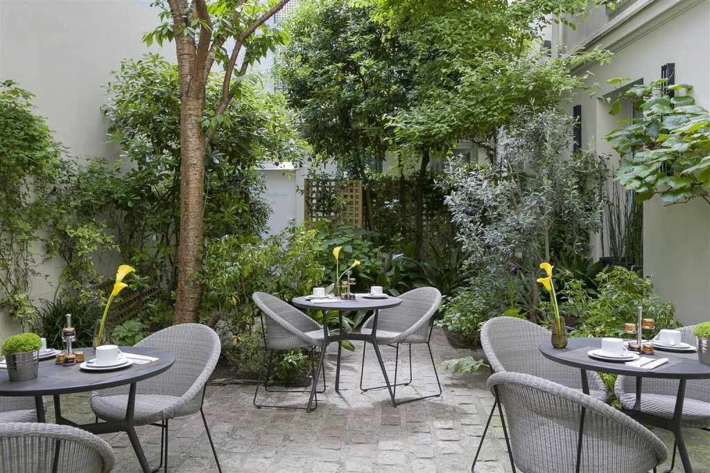 Hôtel A La Villa des Artistes 17