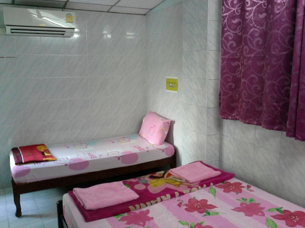 New Central Guesthouse 10