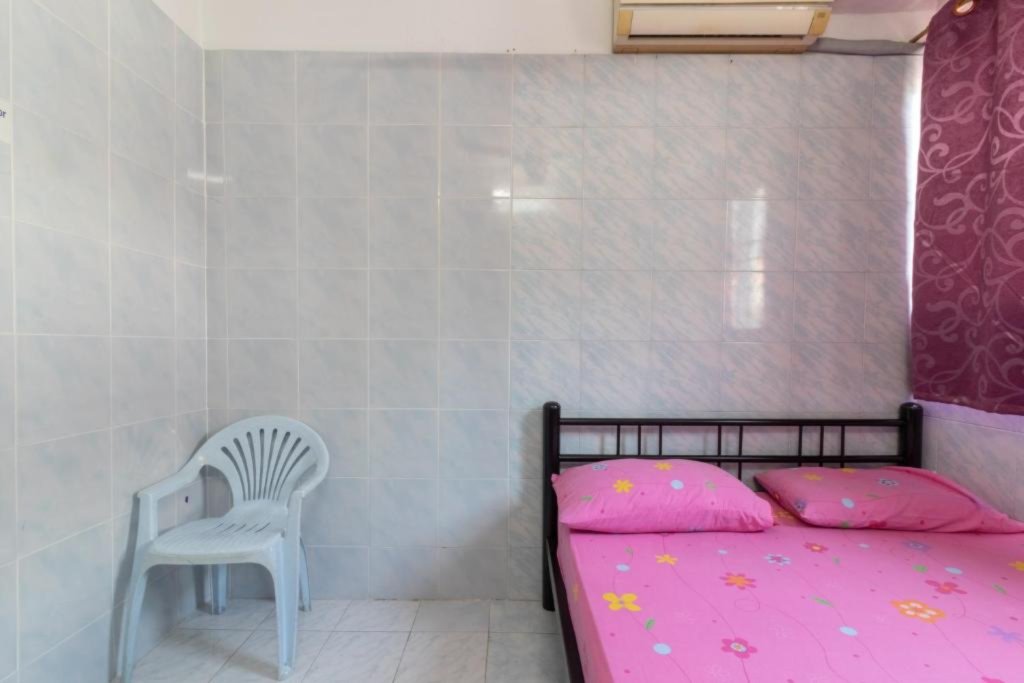 New Central Guesthouse 11