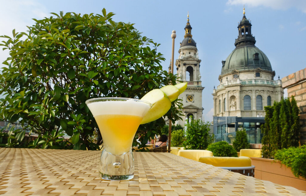 Aria Hotel Budapest by Library Hotel Collection 21