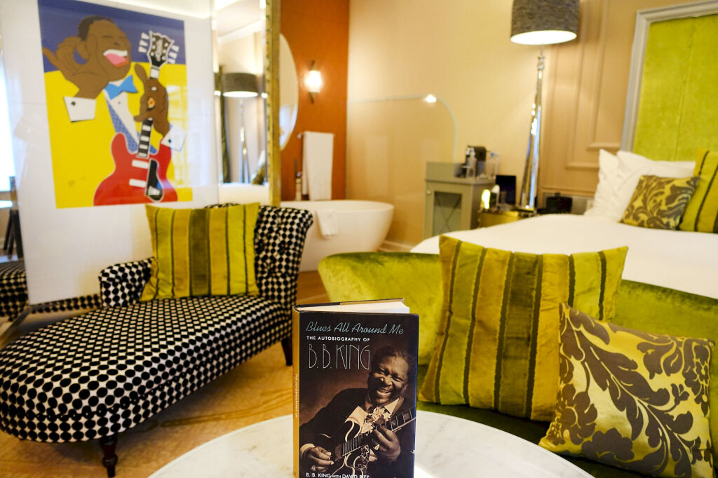 Aria Hotel Budapest by Library Hotel Collection 7