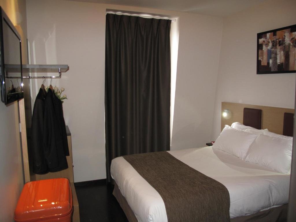 Source Hotel 14