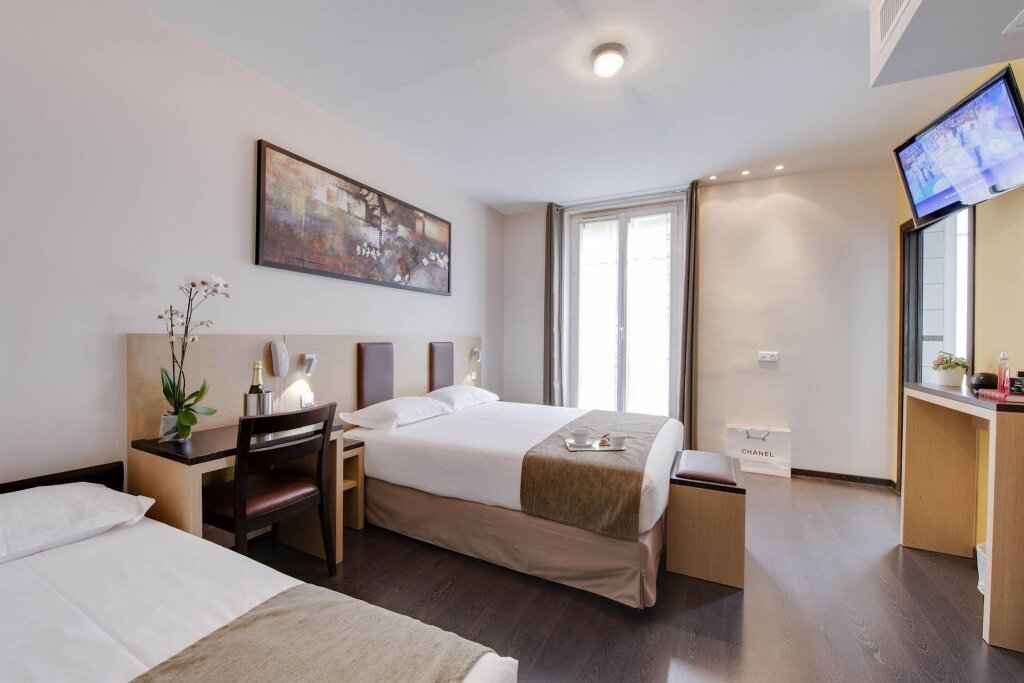 Source Hotel 15