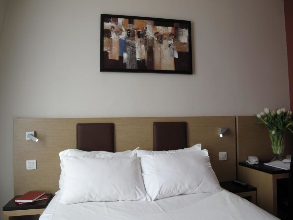 Source Hotel 2