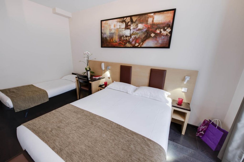 Source Hotel 21