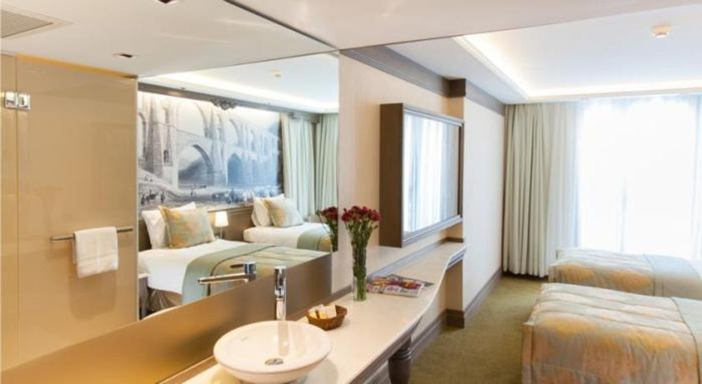 Pierre Loti Hotel - Special Class 11