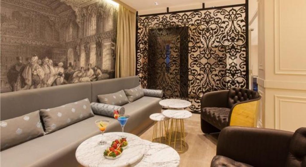 Pierre Loti Hotel - Special Class 9